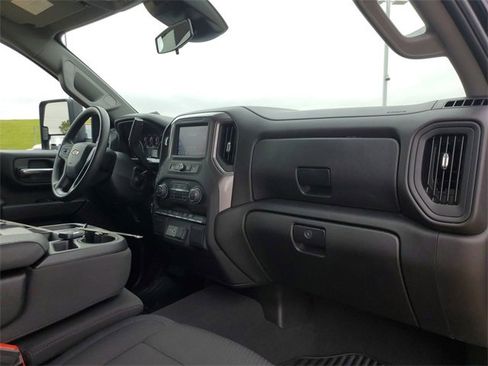 Certified 2024 Chevrolet Silverado 2500 Custom image 28