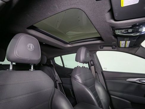 Used 2024 Alfa Romeo Tonale Veloce image 17