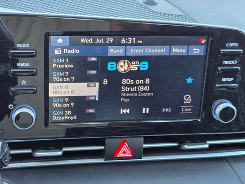 Certified 2022 Hyundai Elantra SEL w/ Convenience Package FWD image 20