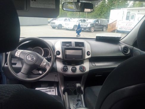 Used 2007 Toyota RAV4 Sport image 8