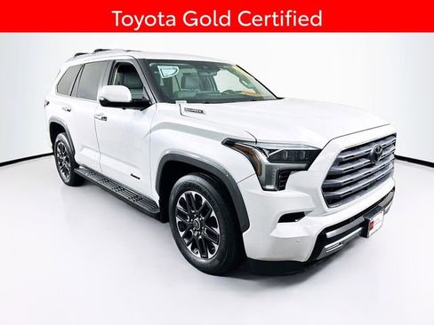 Certified 2024 Toyota Sequoia Limited w/ Tow Technology Package image 32