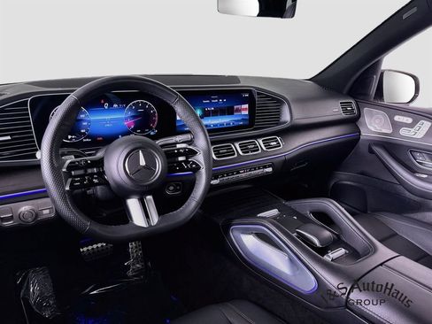 Used 2024 Mercedes-Benz GLS 450 4MATIC w/ AMG Line Exterior image 30