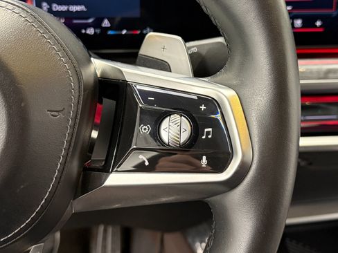 Used 2023 BMW 760i xDrive image 26