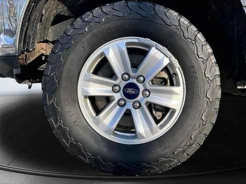 Used 2020 Ford F150 XLT image 34