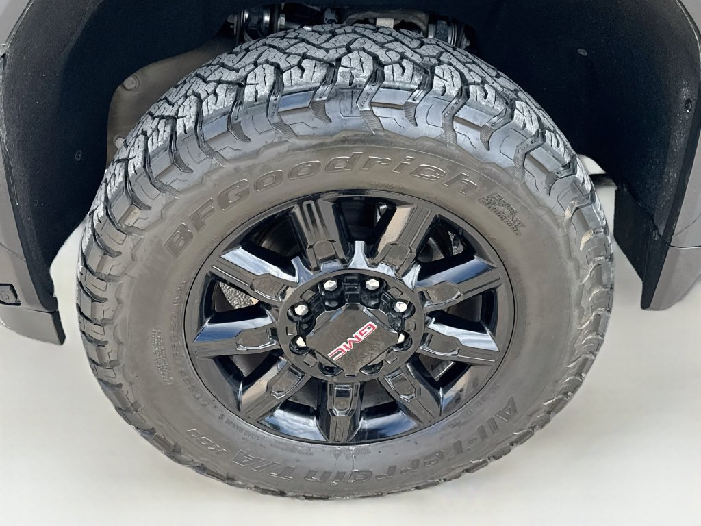 Used 2024 GMC Sierra 2500 AT4 w/ AT4 Premium Plus Package AWD/4WD image 40