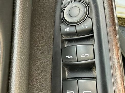 Used 2021 GMC Sierra 1500 Denali w/ Denali Ultimate Package AWD/4WD image 10