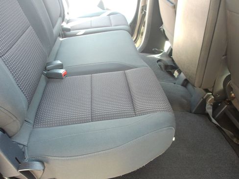 Used 2008 Nissan Titan LE RWD image 32