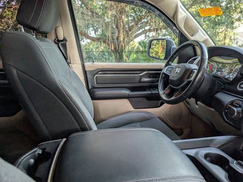 Used 2019 RAM 1500 Big Horn AWD/4WD image 14