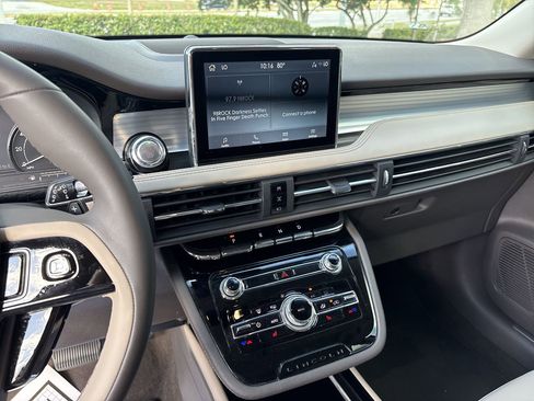 Used 2022 Lincoln Corsair FWD image 14