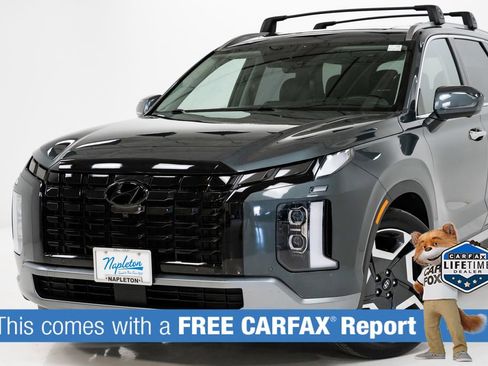 Used 2023 Hyundai Palisade SEL w/ Premium Package image 2