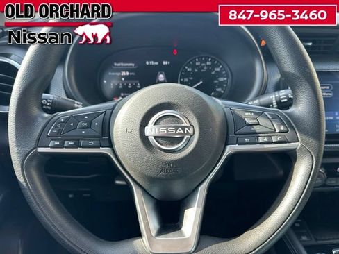 Used 2022 Nissan Kicks SV FWD image 21