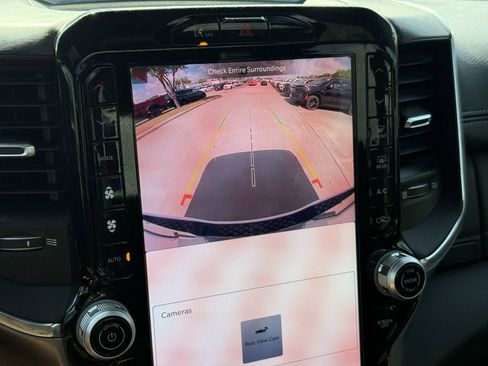 Used 2025 RAM 1500 Laramie w/ Laramie Southwest Edition image 20