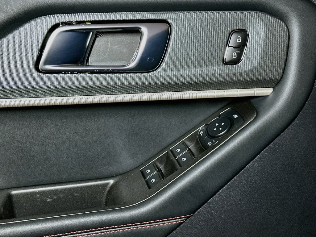 New 2027 Ford Explorer ST-Line AWD/4WD image 14