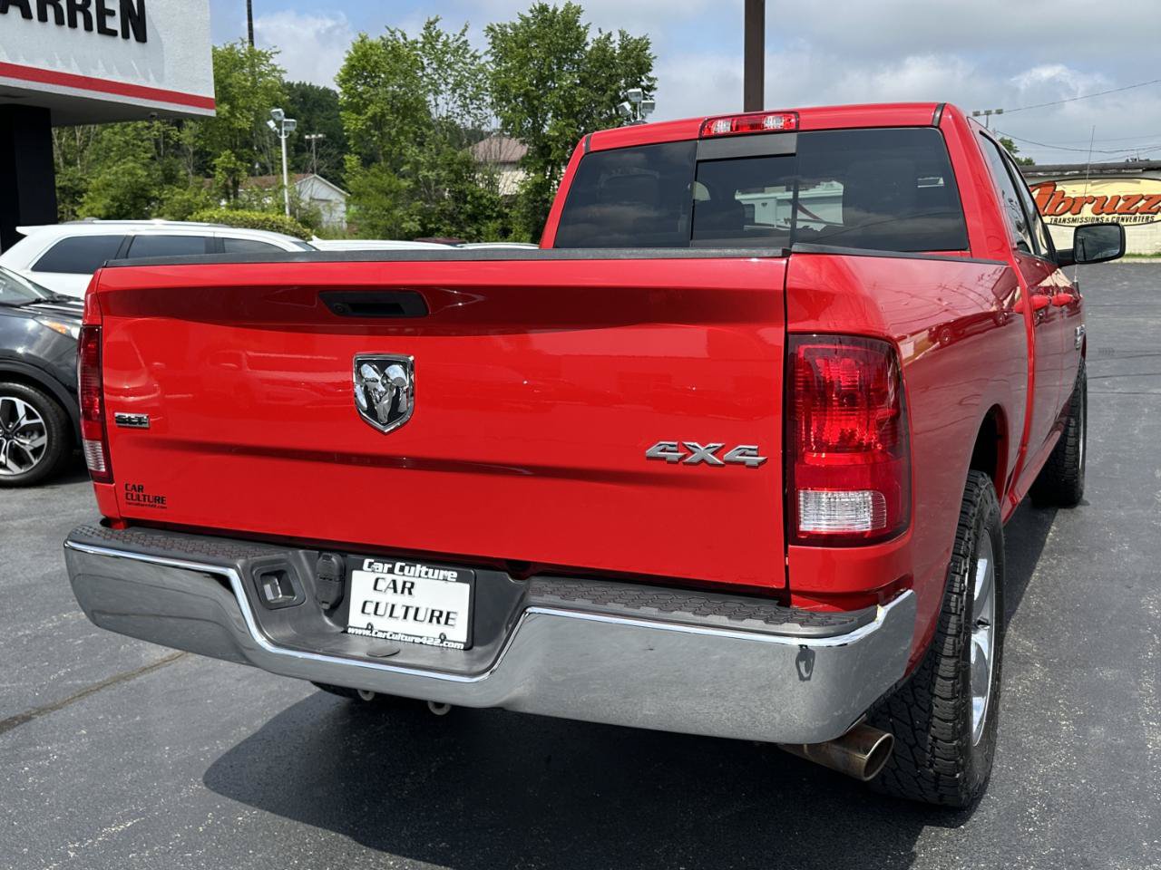 Used 2020 RAM 1500 Classic SLT AWD/4WD image 16