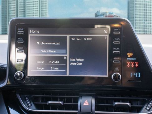 Used 2019 Toyota C-HR LE image 21