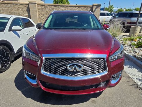 Used 2019 INFINITI QX60 Luxe w/ Essential Package AWD/4WD image 7