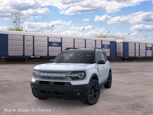 New 2026 Ford Bronco Sport Outer Banks AWD/4WD image 2