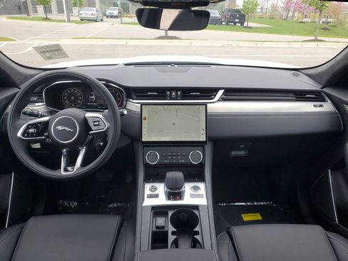 New 2026 Jaguar F-PACE R-Dynamic S image 27