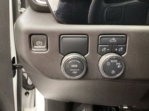 Used 2024 Chevrolet Silverado 1500 LT w/ Texas Edition Plus image 32