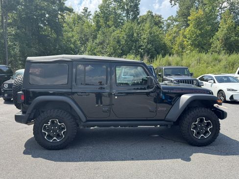 Used 2023 Jeep Wrangler Unlimited Rubicon AWD/4WD image 4