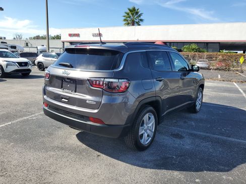 Used 2022 Jeep Compass Latitude w/ Convenience Group image 4