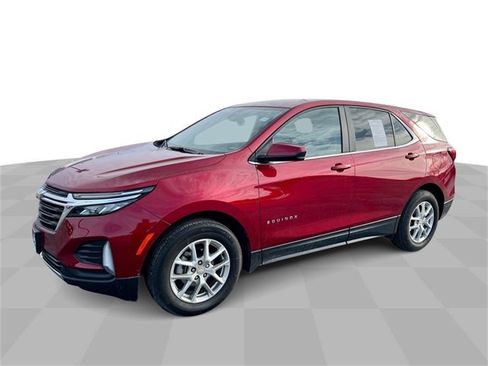 Used 2023 Chevrolet Equinox LT image 1