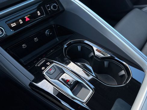 New 2025 Audi Q5 Premium Plus image 18