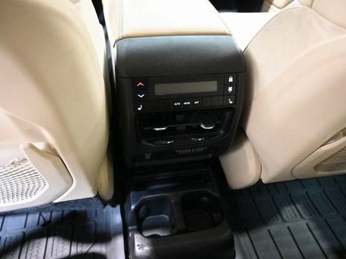 Used 2022 Jeep Grand Cherokee L Limited image 28