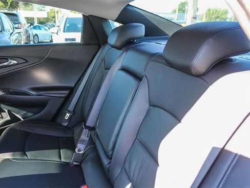 Used 2020 Chevrolet Malibu LT w/ Leather Package image 26