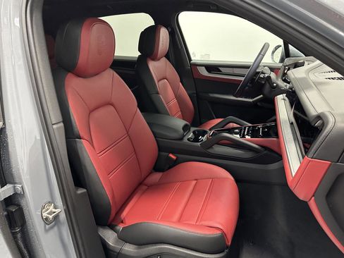 New 2026 Porsche Cayenne AWD/4WD image 43