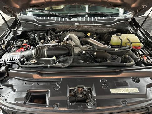 Used 2022 Ford F350 Lariat w/ Lariat Value Package AWD/4WD image 35