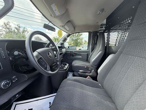 Used 2025 GMC Savana 2500 w/ Driver Convenience Package RWD image 17