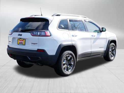 Used 2019 Jeep Cherokee Trailhawk w/ Cold Weather Group image 7