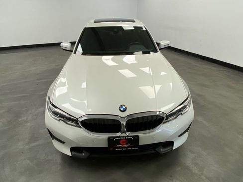 Used 2019 BMW 330i xDrive Sedan w/ Convenience Package AWD/4WD image 9