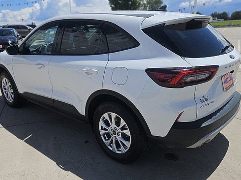 Used 2026 Ford Escape Active AWD/4WD image 23