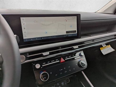 Used 2026 Hyundai Tucson SEL FWD image 16