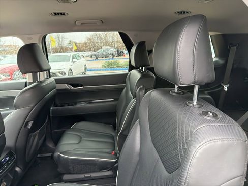 Used 2024 Hyundai Palisade SEL AWD/4WD image 16