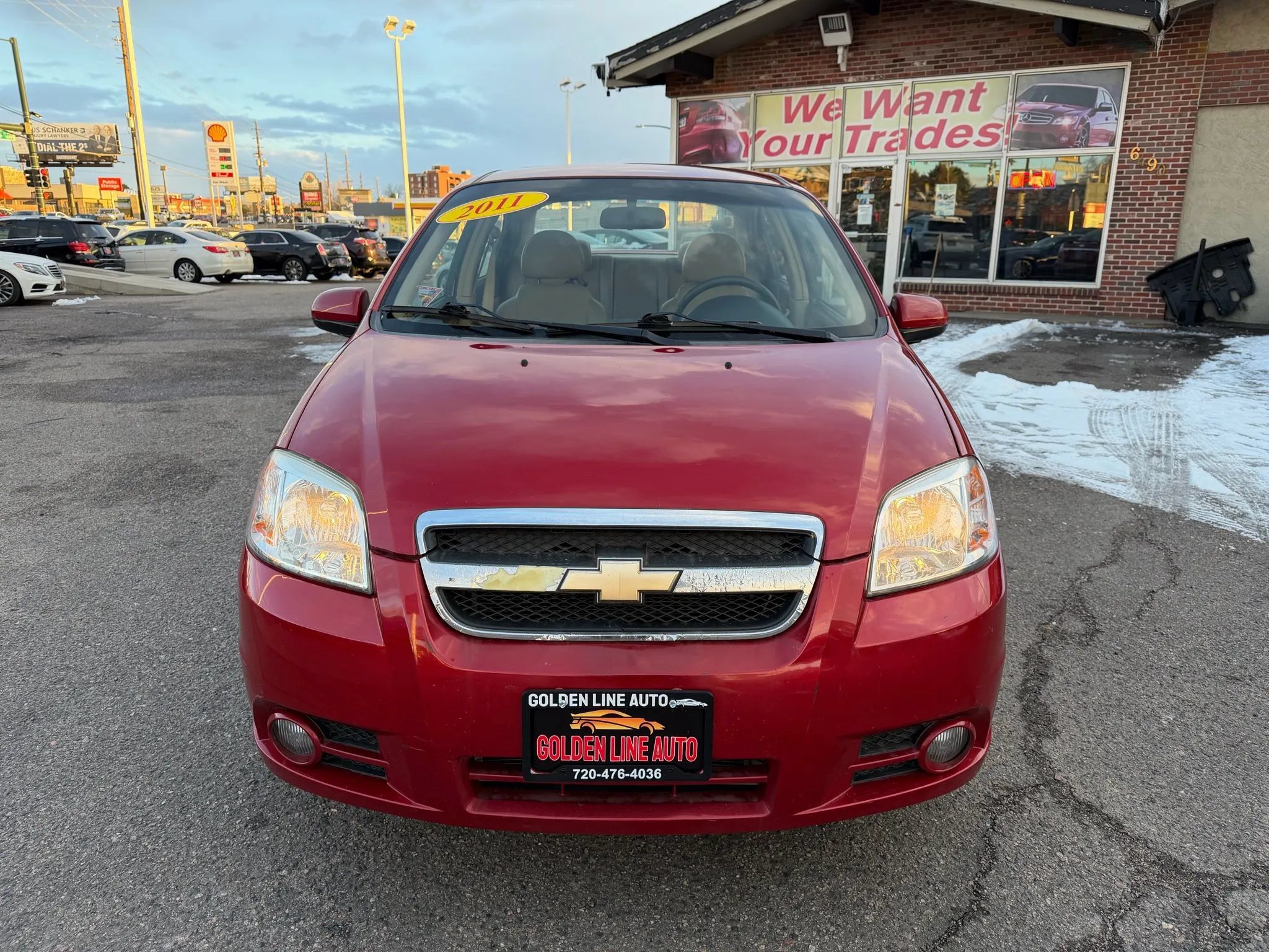 Used 2011 Chevrolet Aveo LT FWD image 3