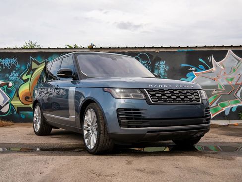 Used 2018 Land Rover Range Rover HSE AWD/4WD image 2