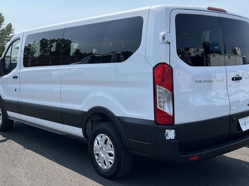 Used 2023 Ford Transit 350 XLT RWD image 7