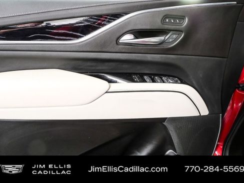 Used 2021 Cadillac Escalade Sport w/ Driver Assist Tech Package image 7