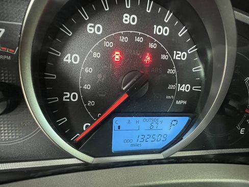 Used 2015 Toyota RAV4 LE AWD/4WD image 17