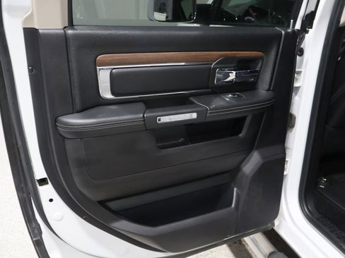 Used 2017 RAM 2500 Laramie w/ Protection Group image 18