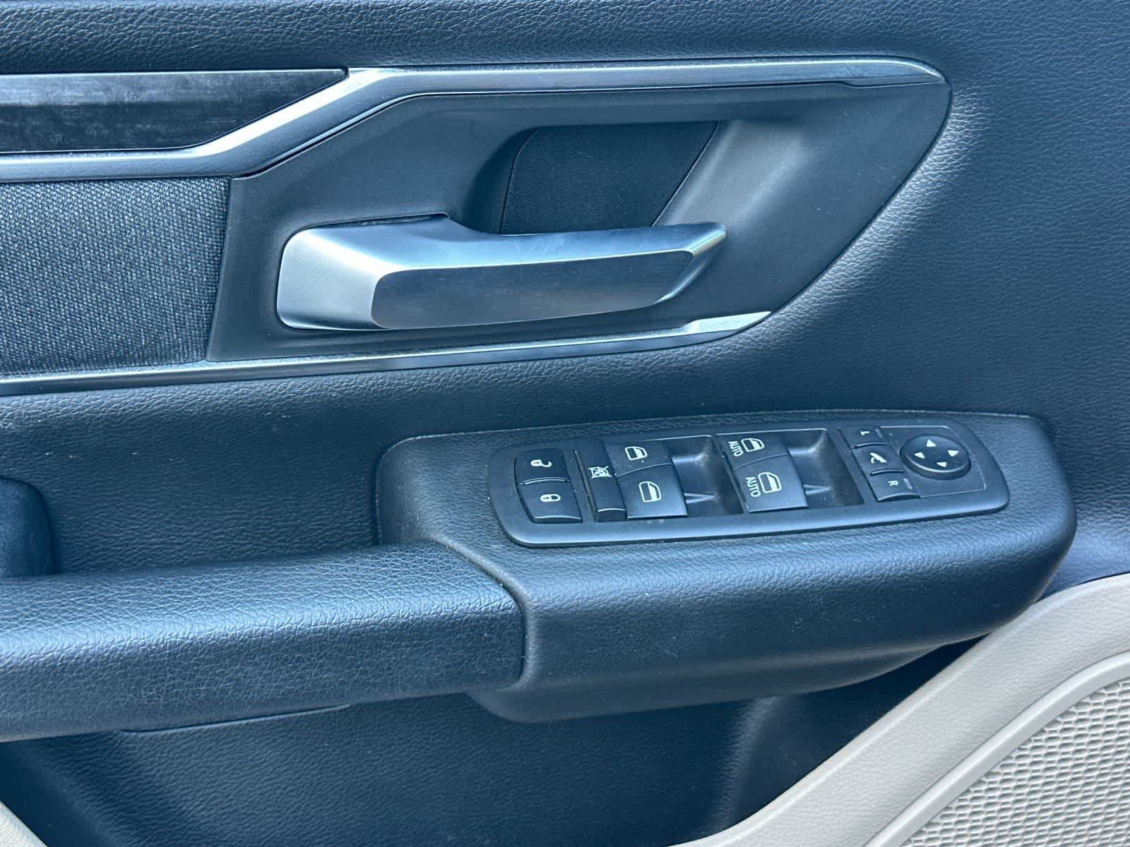 Used 2019 RAM 1500 Big Horn AWD/4WD image 13
