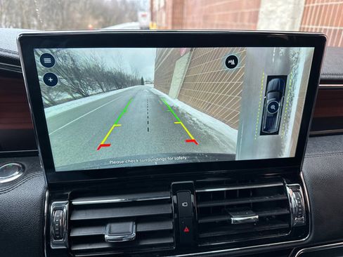 Used 2023 Lincoln Navigator L 4WD image 17