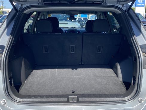 Used 2023 Chevrolet Equinox LT image 12