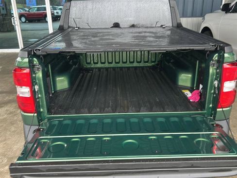 Used 2025 Ford Maverick XLT w/ XLT Luxury Package image 7