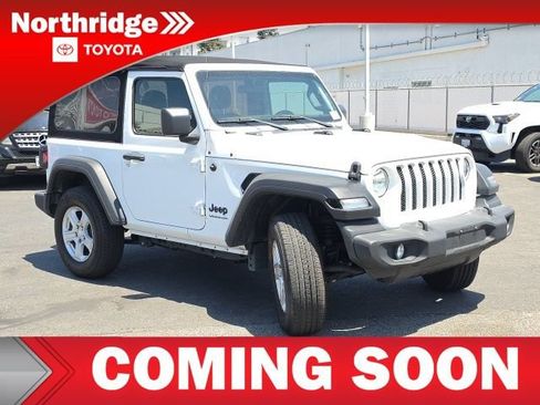 Used 2022 Jeep Wrangler Sport AWD/4WD image 5