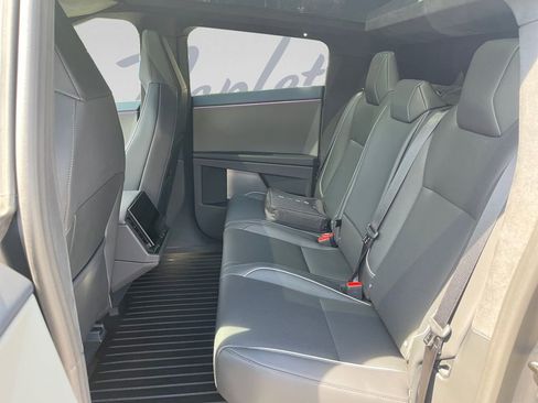 Used 2024 Tesla Cybertruck Cyberbeast AWD/4WD image 29