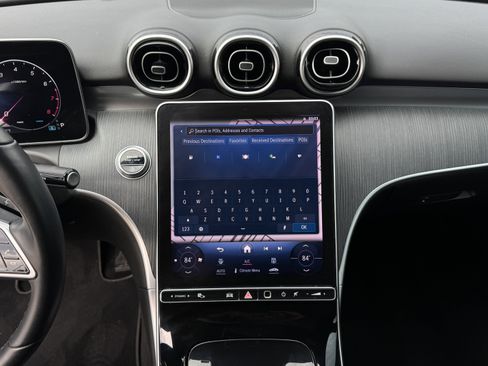 Used 2024 Mercedes-Benz C 300 4MATIC Sedan image 21